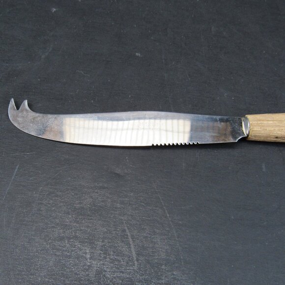 Rostfrei Solingen 8 Inch Cheese Knife with Blonde Tapered Wooden Handle - Picture 5 of 7